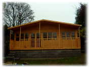 log cabin with two bedrooms 7.5m wide